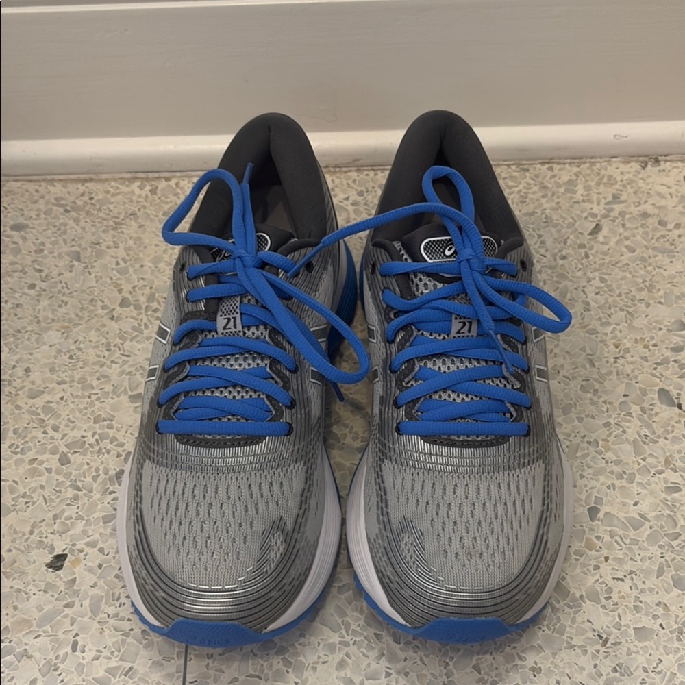 Gel Nimbus 21